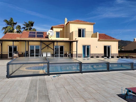 Home / Villa met 4 Kamers in Faro met 182,00 m²