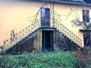 Villa for sale in Cerasomma