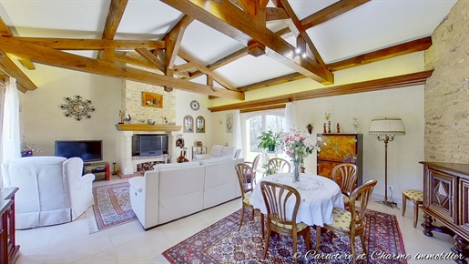 Architect huis 235 m2 Provençaalse stijl. Hoogwaardige service. 4600 m2 perceel