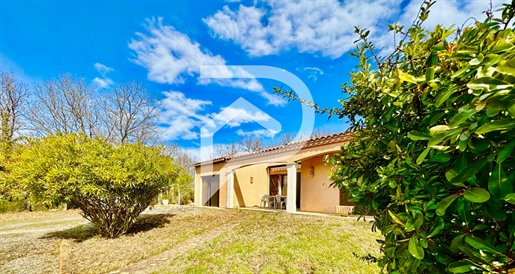 Single Storey, Three Bedroom and Garage House located in Quillan with View