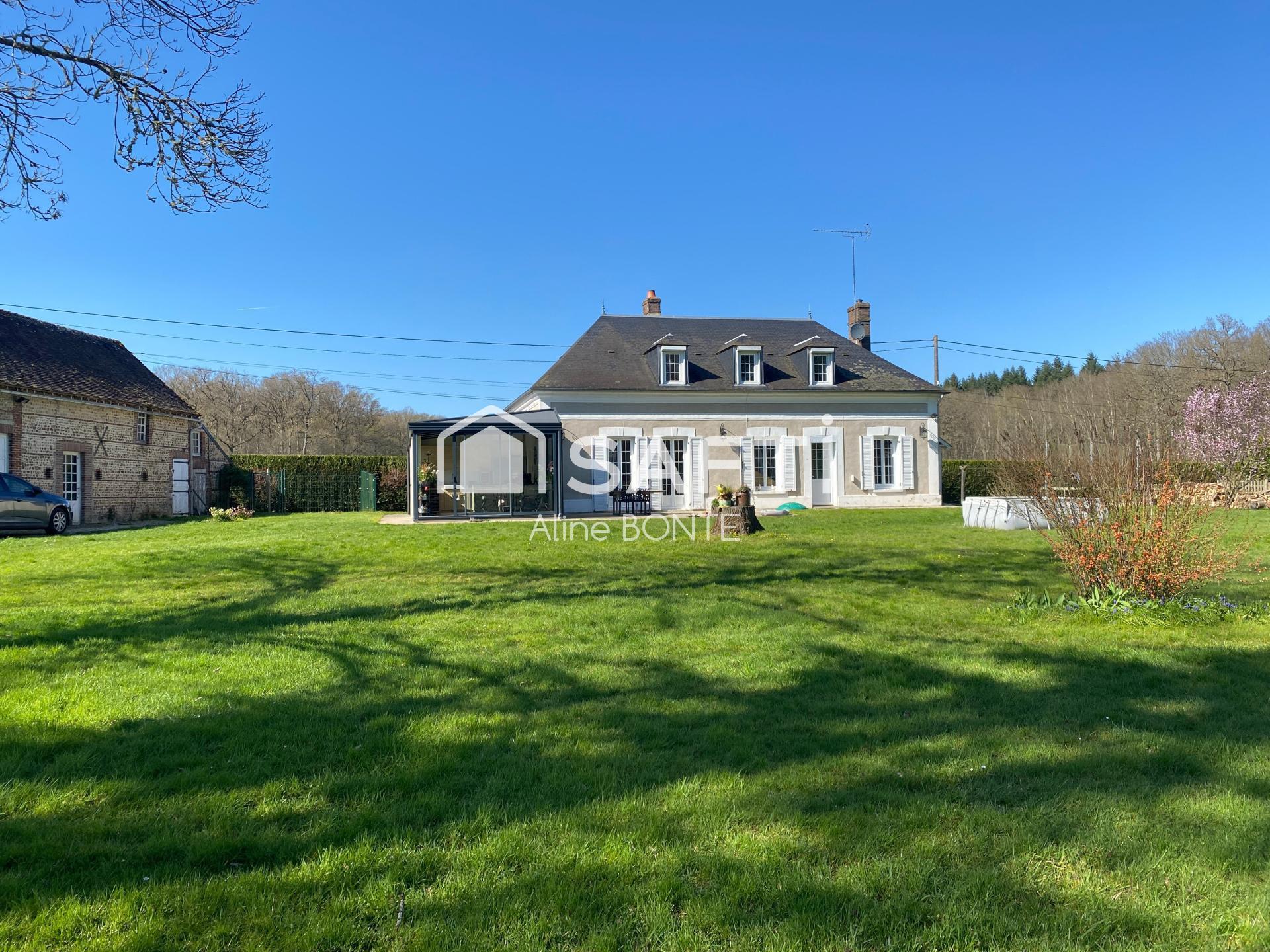 Purchase: Luxury property (27160)