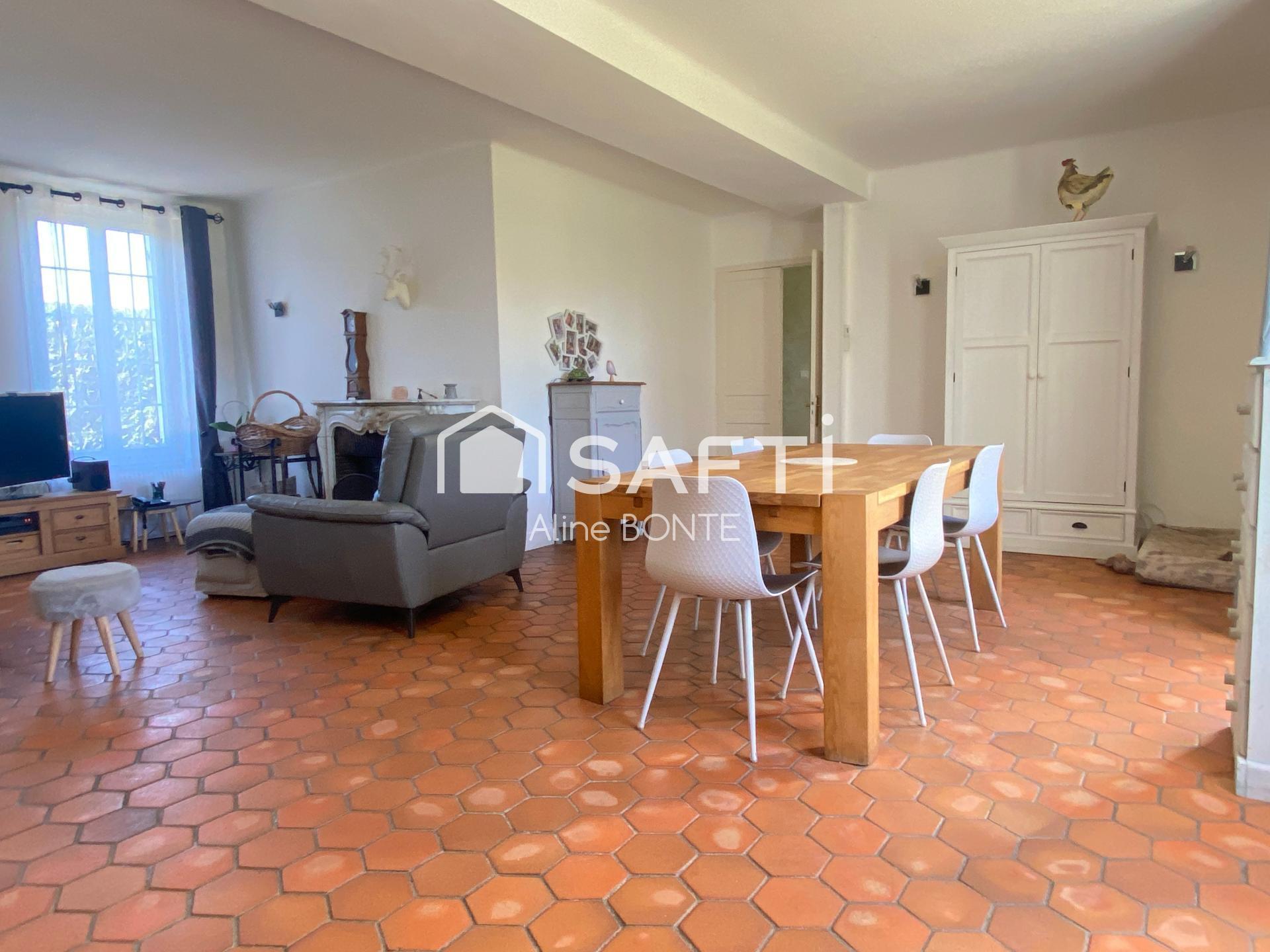 Purchase: Luxury property (27160)