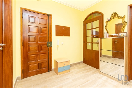 Apartament z 3 pokojami w Setúbal o powierzchni 118,00 m²