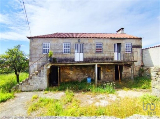 Village house with 4 Rooms in Fontão with 261,00 m²