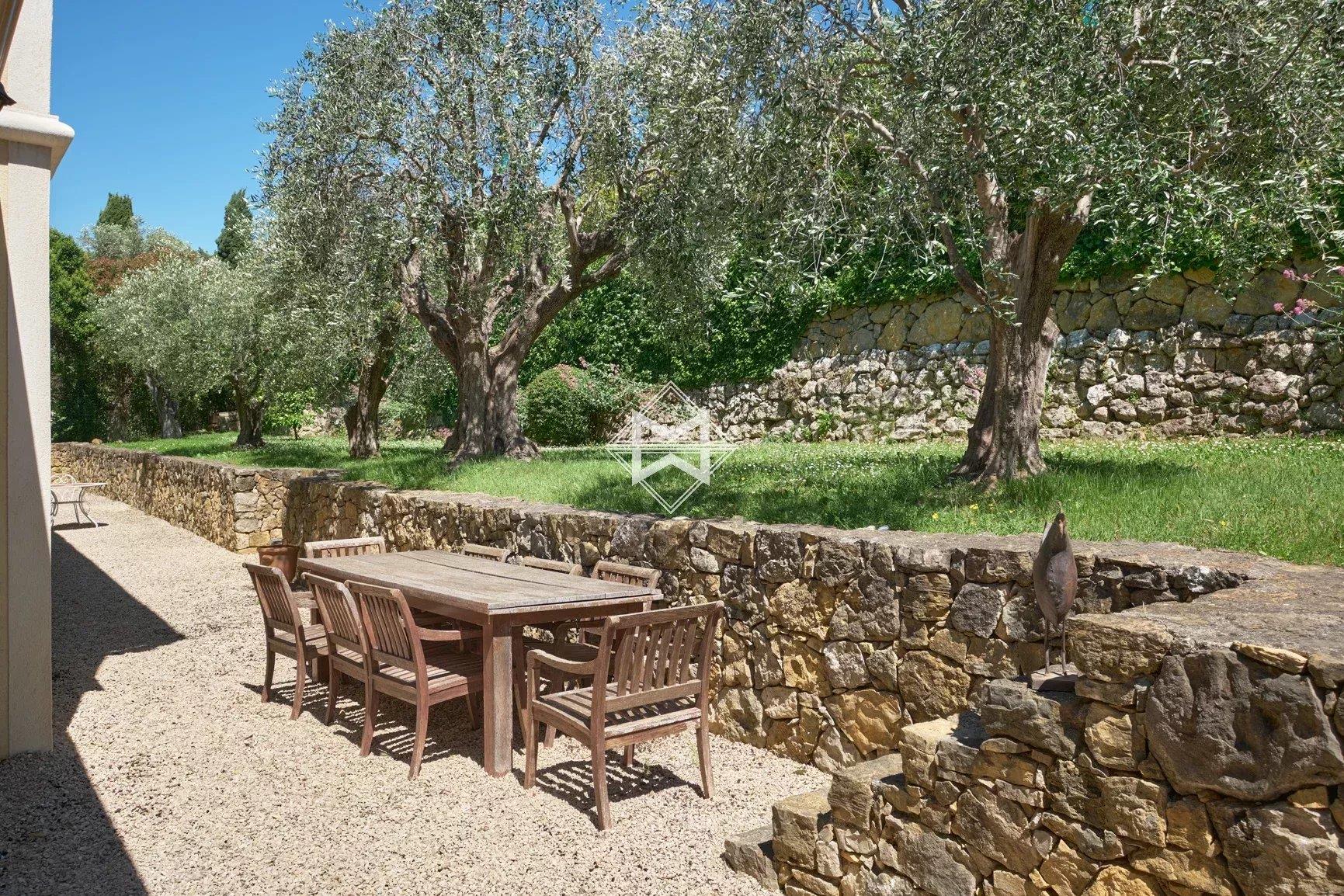 Beautiful quiet bastide