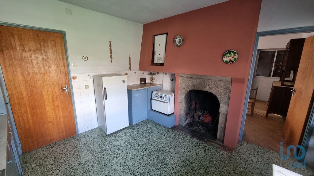 Huis met 4 kamers in Almofala e Escarigo met 260,00 m²