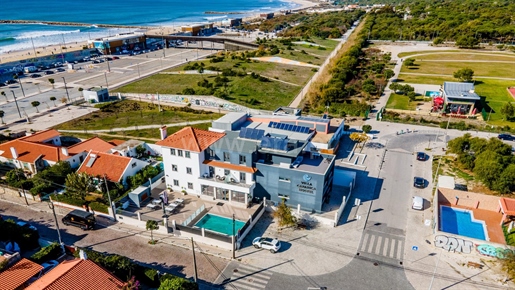 Hostel 200 meters from the beach Costa da Caparica