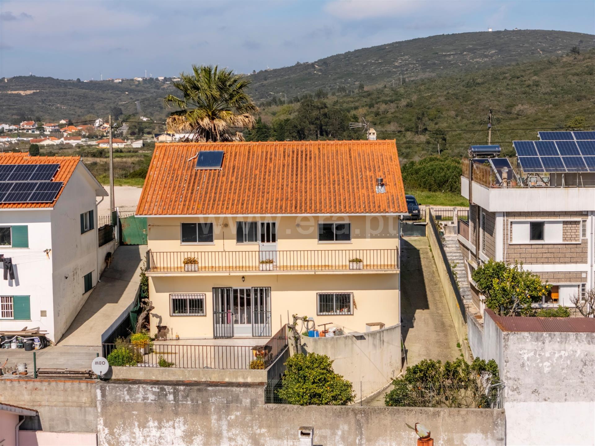 3+1 bedroom villa | Porto de Mós