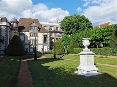 Luxuswohnung zum Verkauf in Vichy | 990 000 € | 7 Zimmer | 296 m² - Schöne Herrenhäuser
