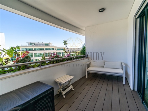 4 bedroom apartment, 312 m2, views over the Parque da Nações