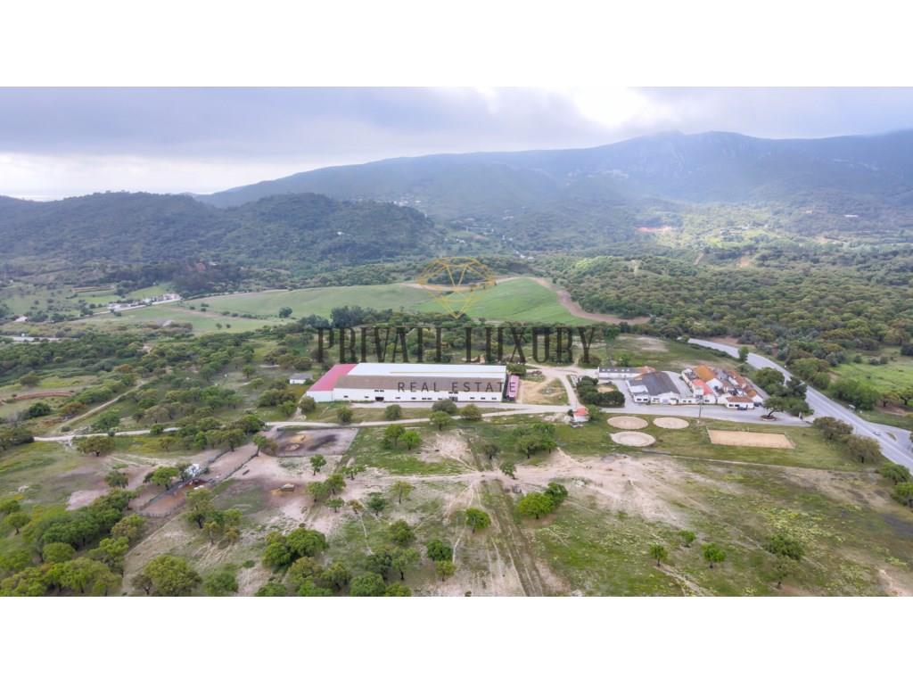 Homeland with 271 hectares in serra da Arrábida - Setubal