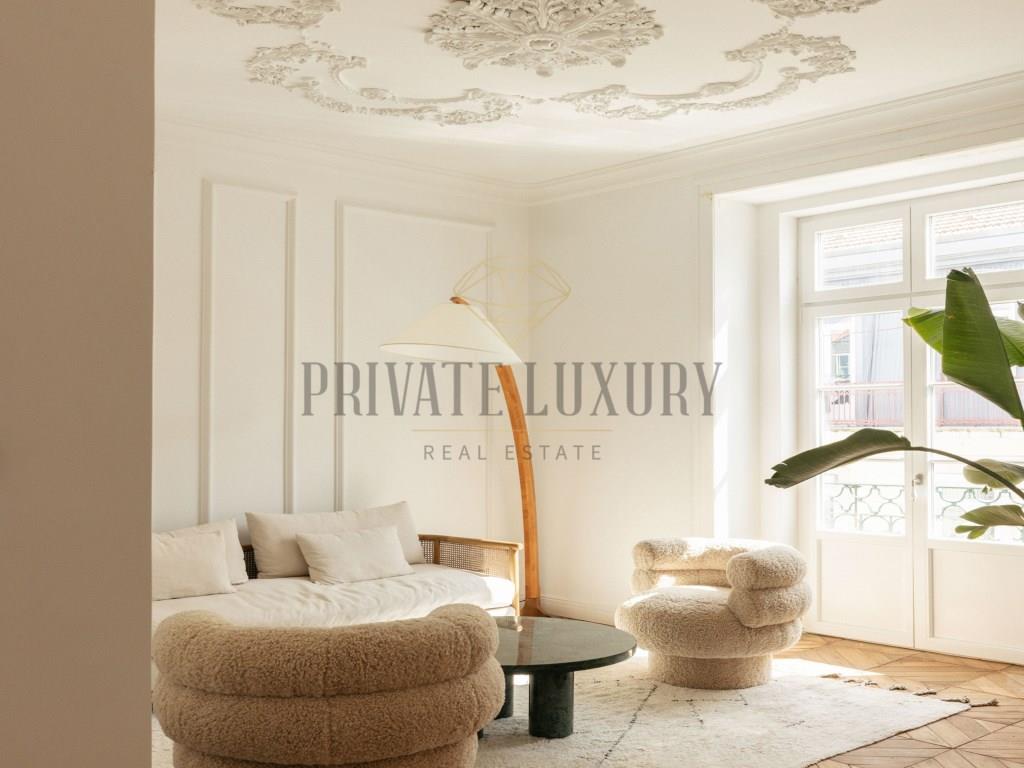 Charming Pombaline Apartment in Santos - Historic Elegance with Contemporary Sophistication