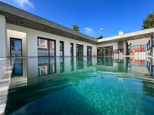 Moradia nova T5 com piscina na Verdizela | Acabamentos Luxo