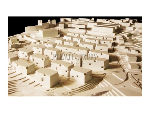 Terrain urbain centre-ville de Portalegre 18000 m2