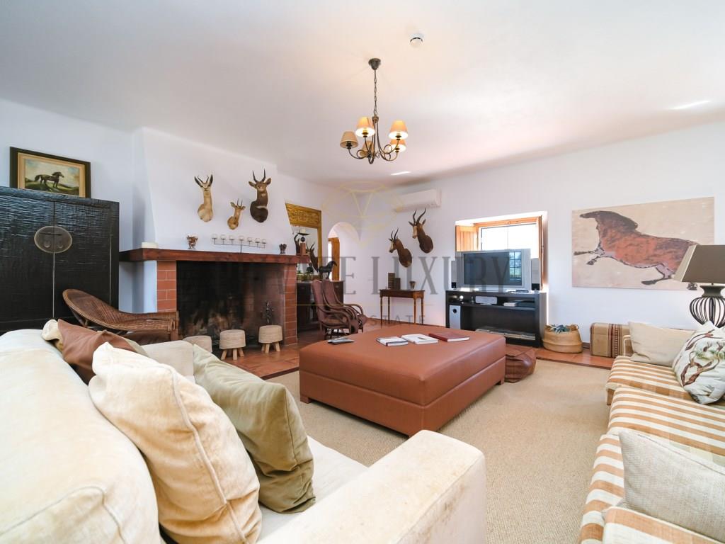 380 hectares | Rural and equestrian tourism