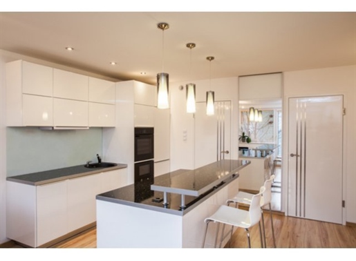 Advert picture