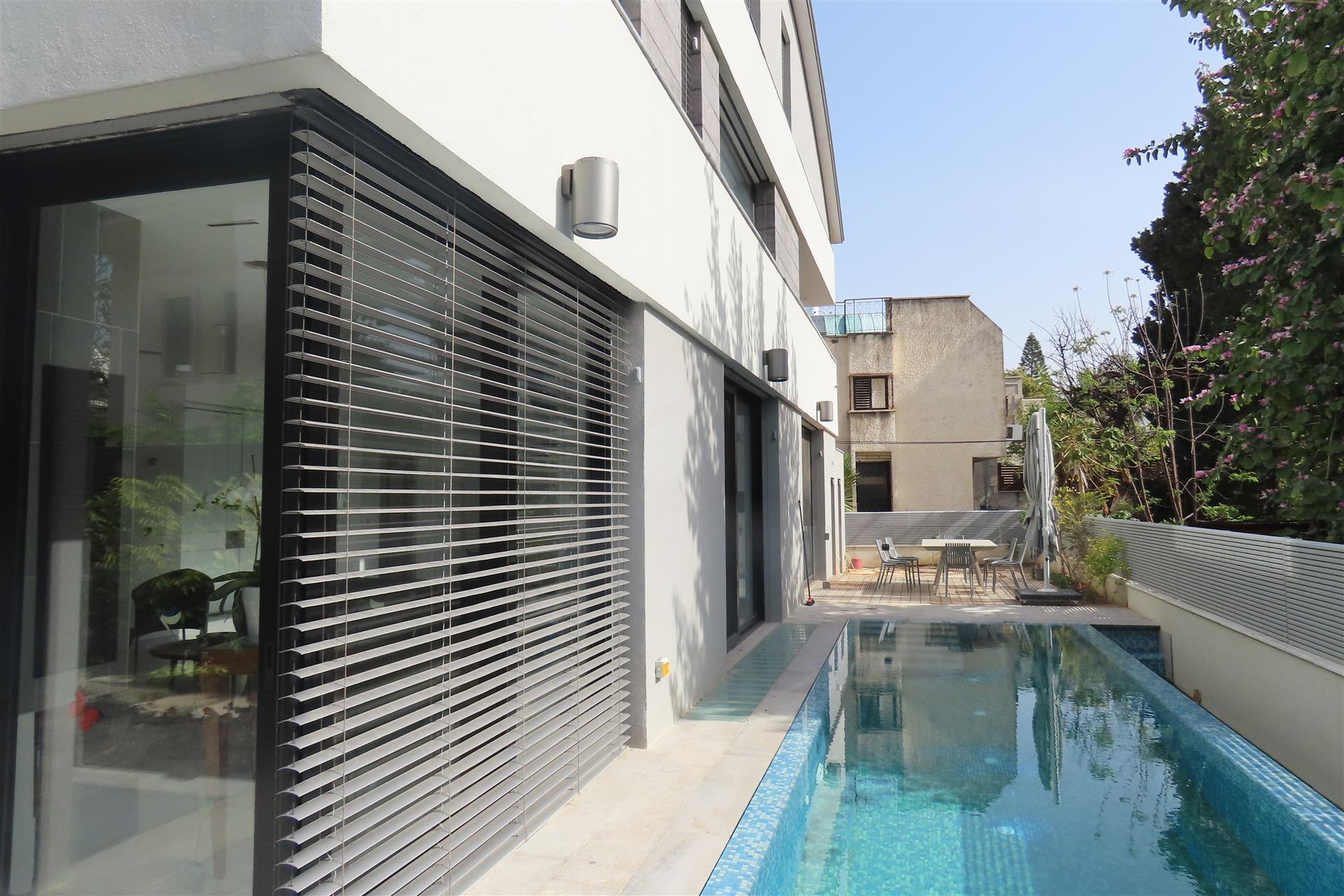 New Modern Home 