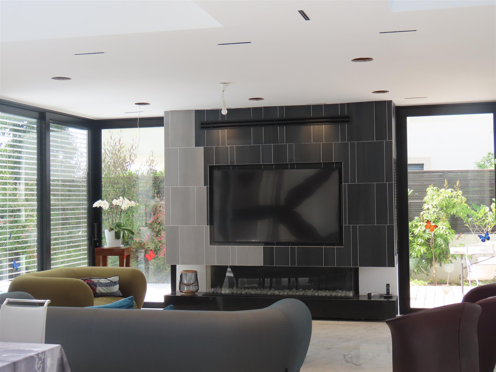 New Modern Home 
