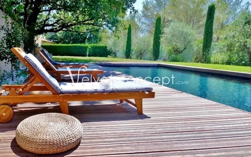 Very charming Bastide style - 5 large bedrooms - Close to Valbonne village
