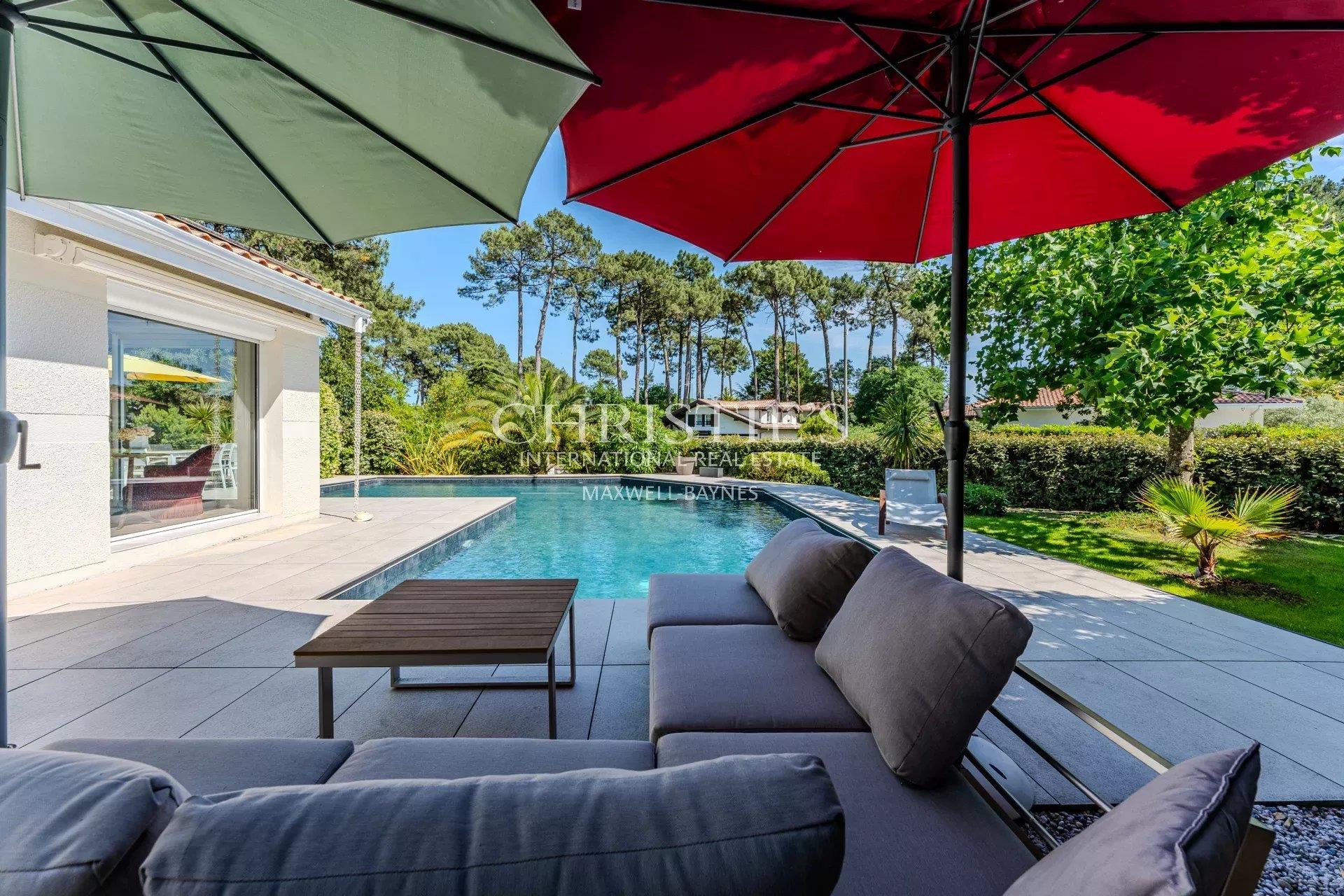 Pyla- Maison d'architecte avec piscine