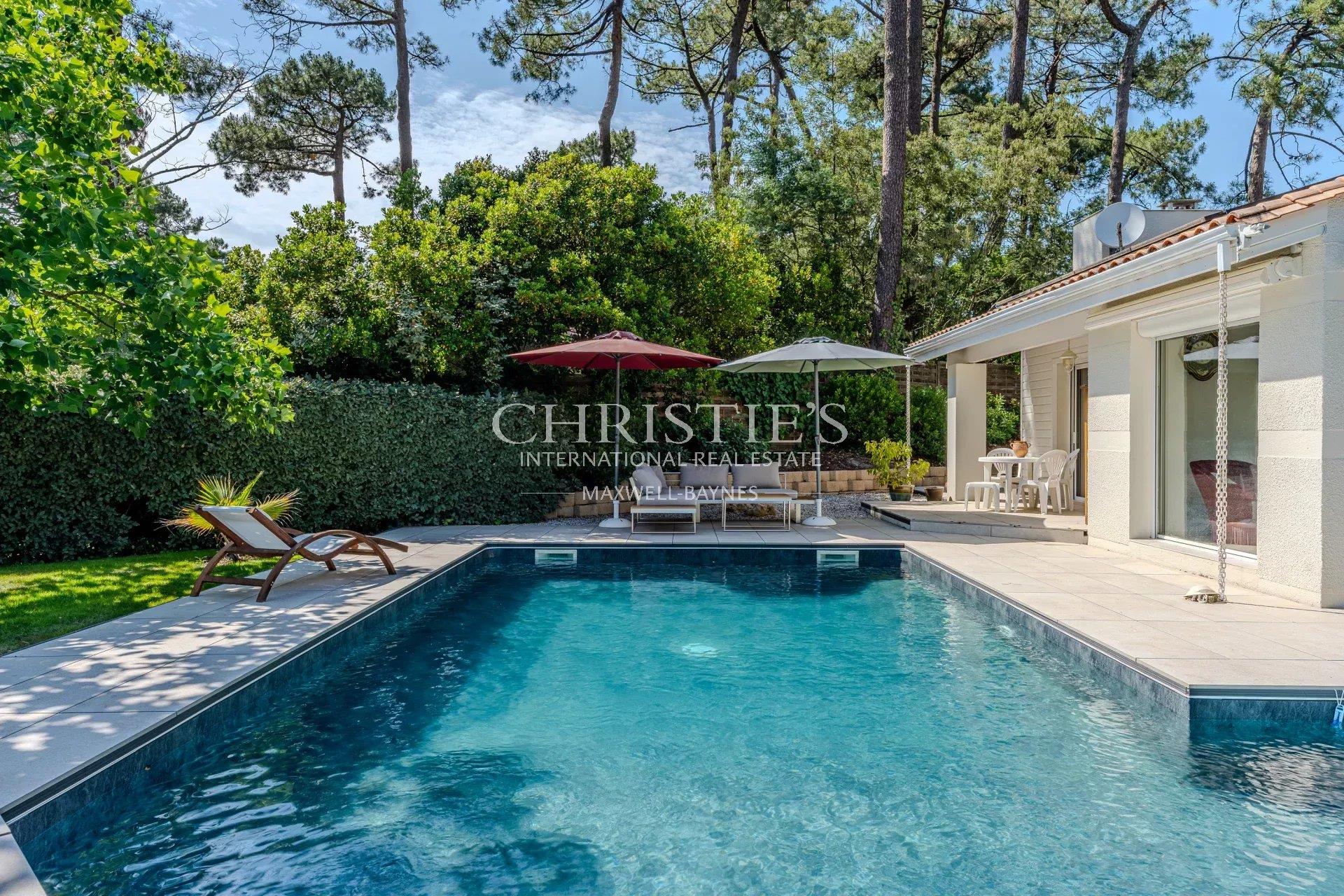 Pyla- Maison d'architecte avec piscine