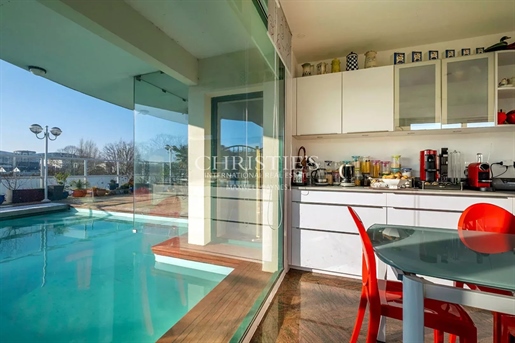 Les Minimes - Rare 4-bedroom Penthouse with pool, double garage and elevator