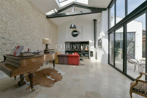 Advert picture
