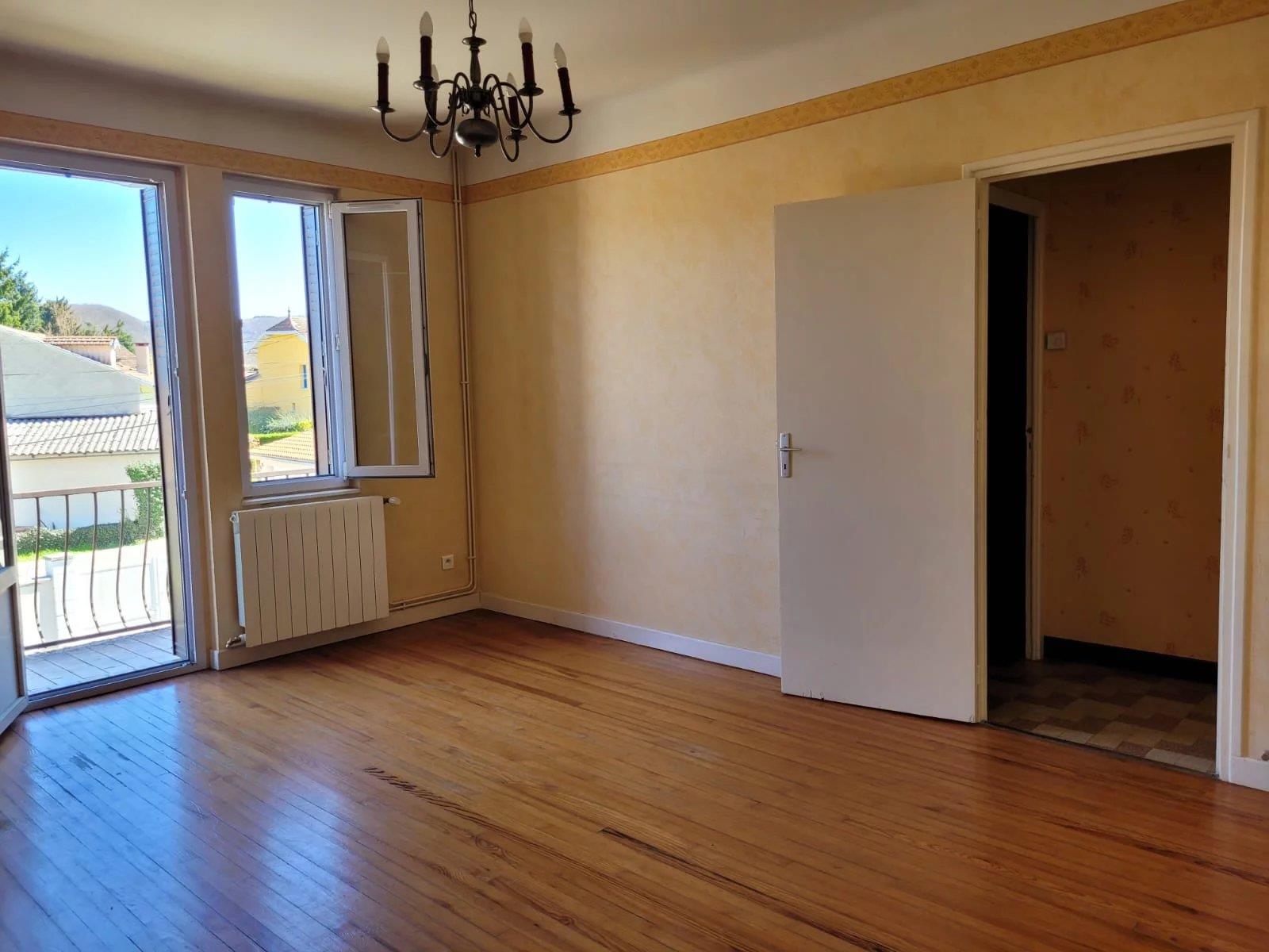 Purchase: House (09300)