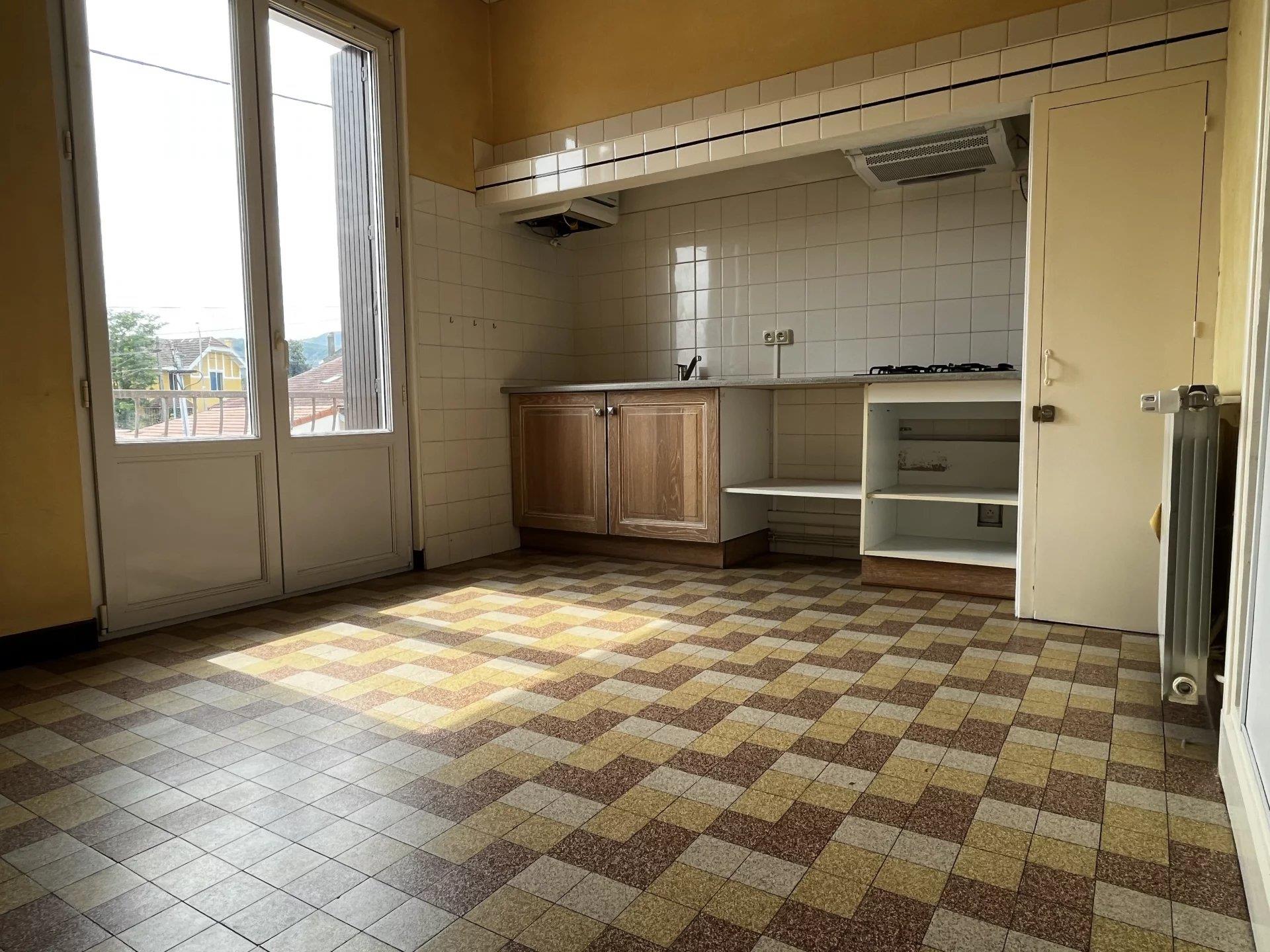 Purchase: House (09300)