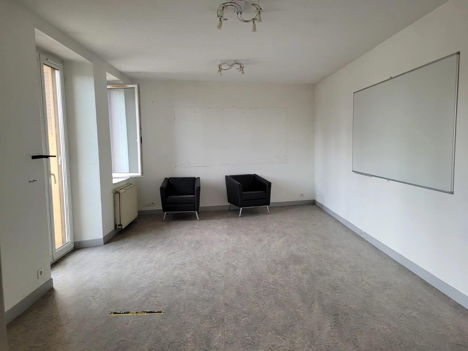 Purchase: House (09300)