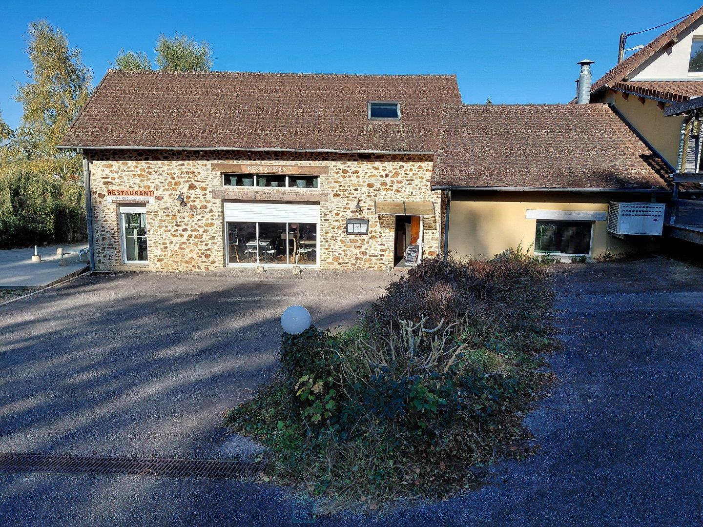 Maison à vendre, 200m², Saint-Yrieix-la-Perche