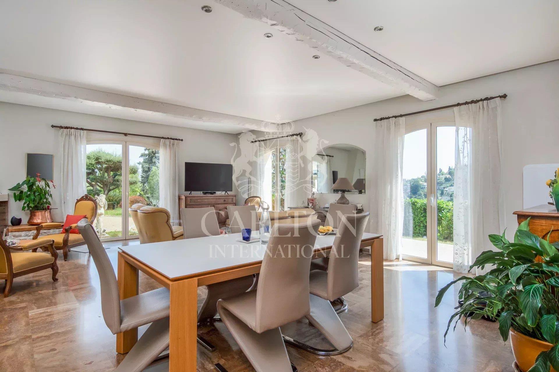 Haven of peace, near Nice, villa with swimming pool