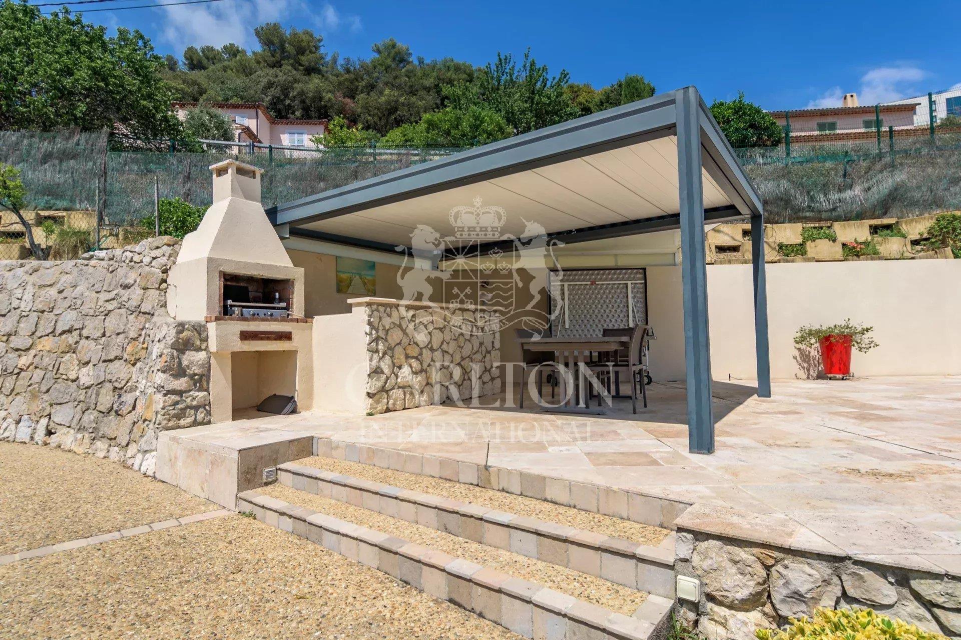 Haven of peace, near Nice, villa with swimming pool