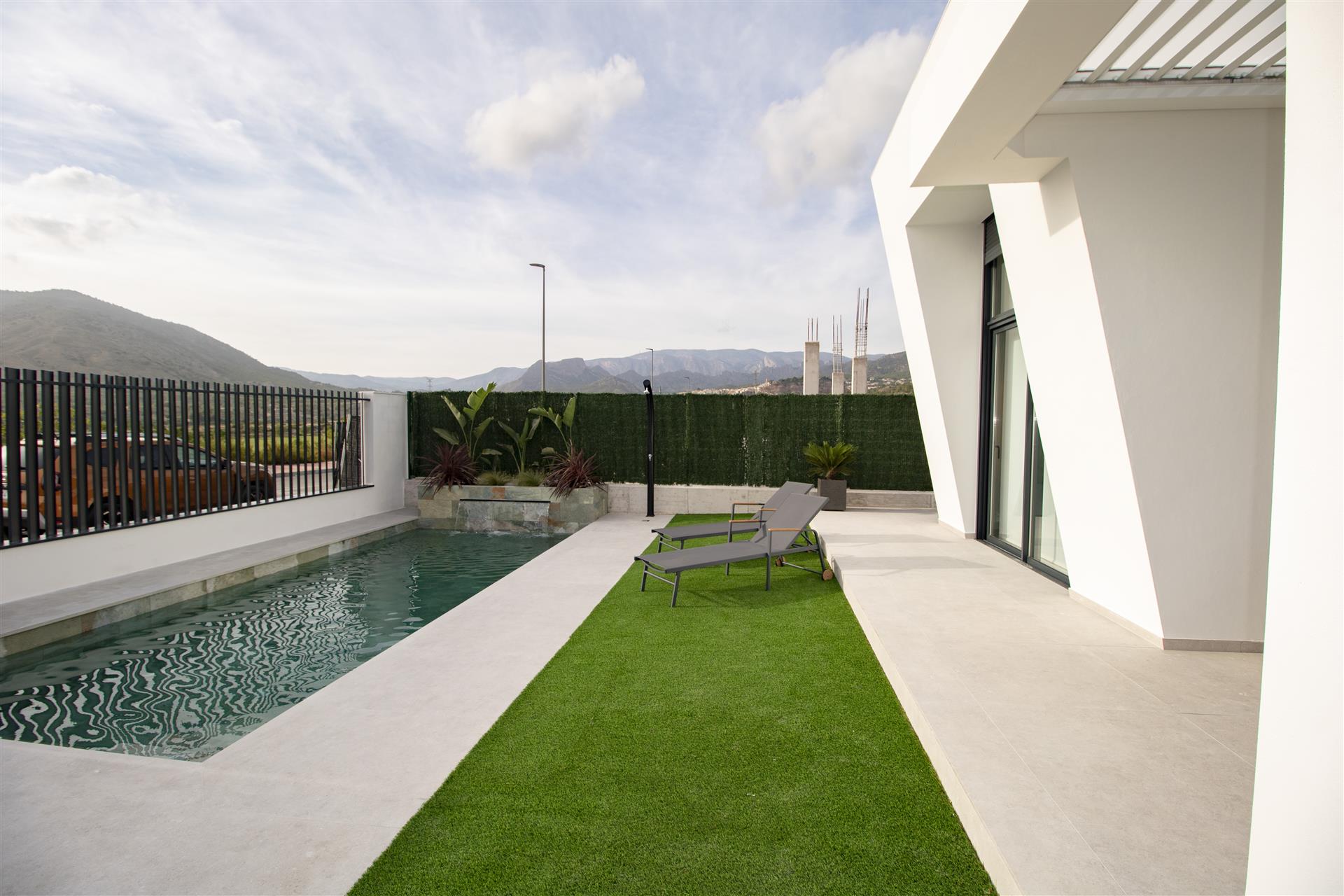 Modern Villas in Finestrat – Only 3 Units Left – Ready to Move In