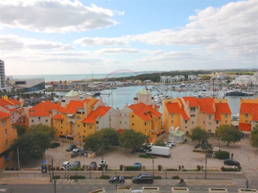 Excellent appartement de 2 chambres avec vue sur la marina de Vilamoura