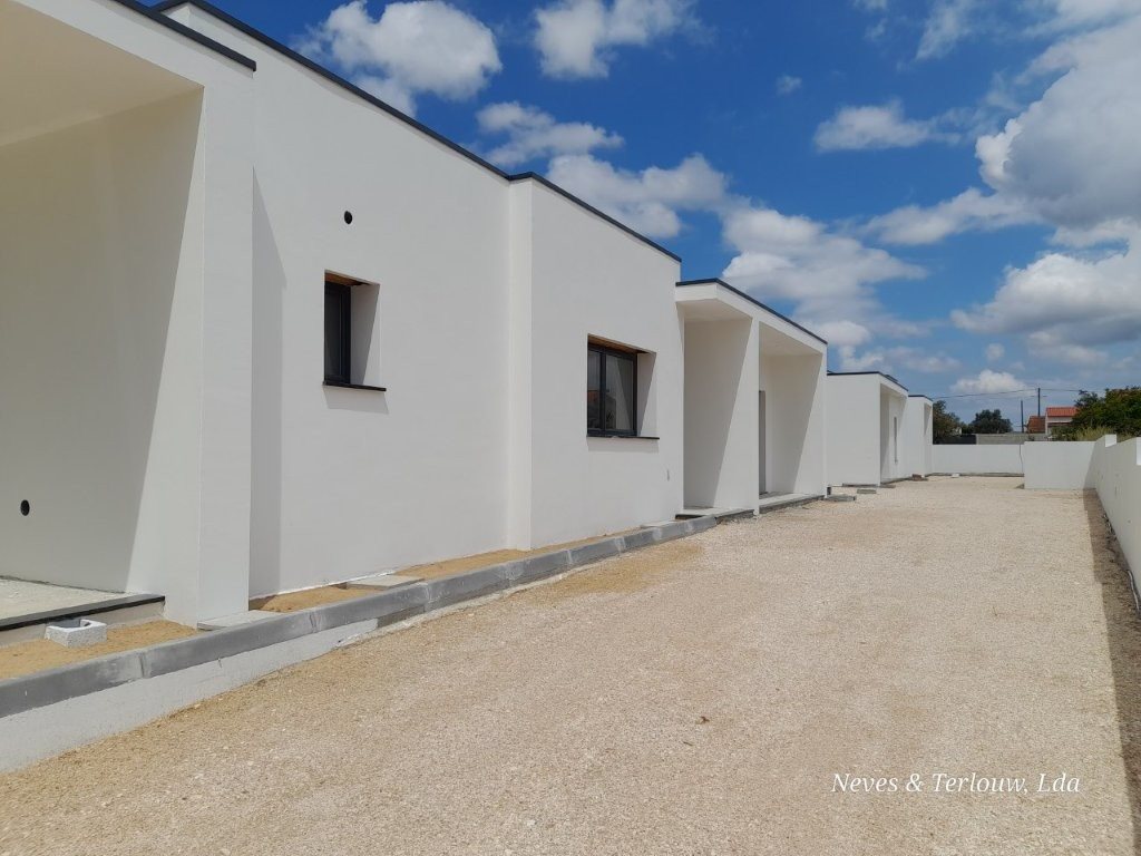Rijwoning met gelijkvloers T3
