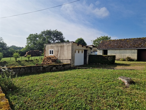 Fermette avec travaux, grd terrain constructible