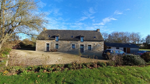 Encantadora casa de campo de piedra con estanque en Bretaña (22)