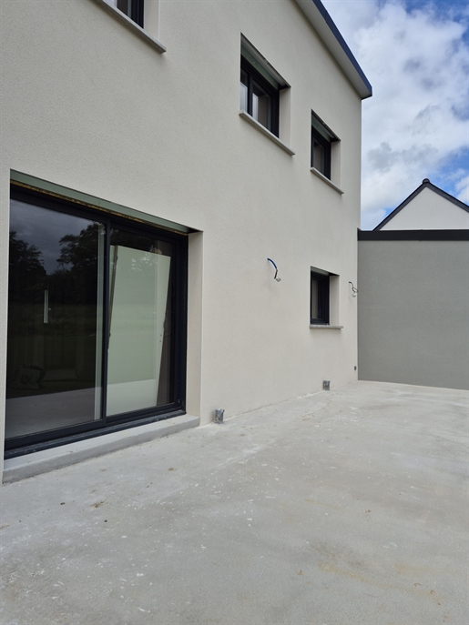 New house 140m2 6 bedrooms garage on land 400m2