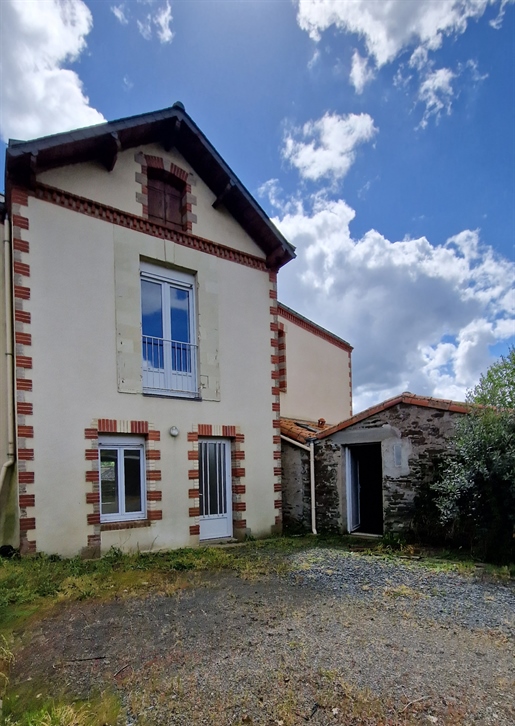 Ideal first-time buyer 20 minutes from Nantes!