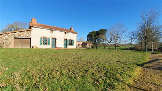 Charming Family Home In The Countryside 4 Bedrooms 167M2