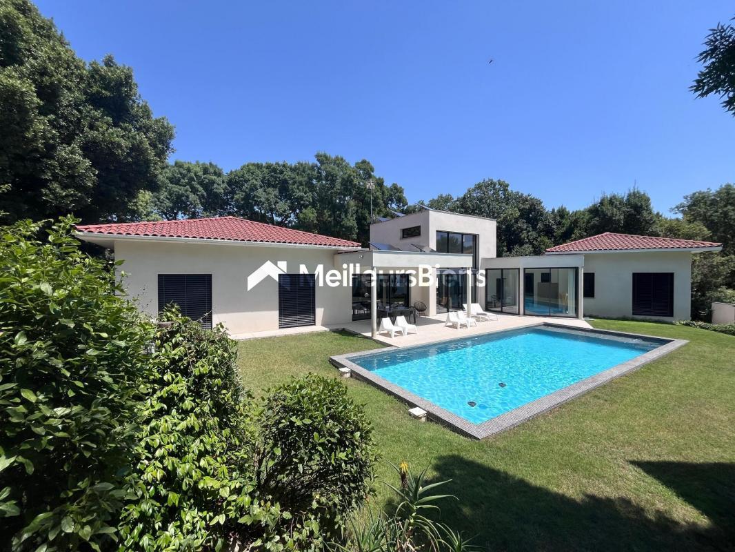 Compra: Vivenda (30250)