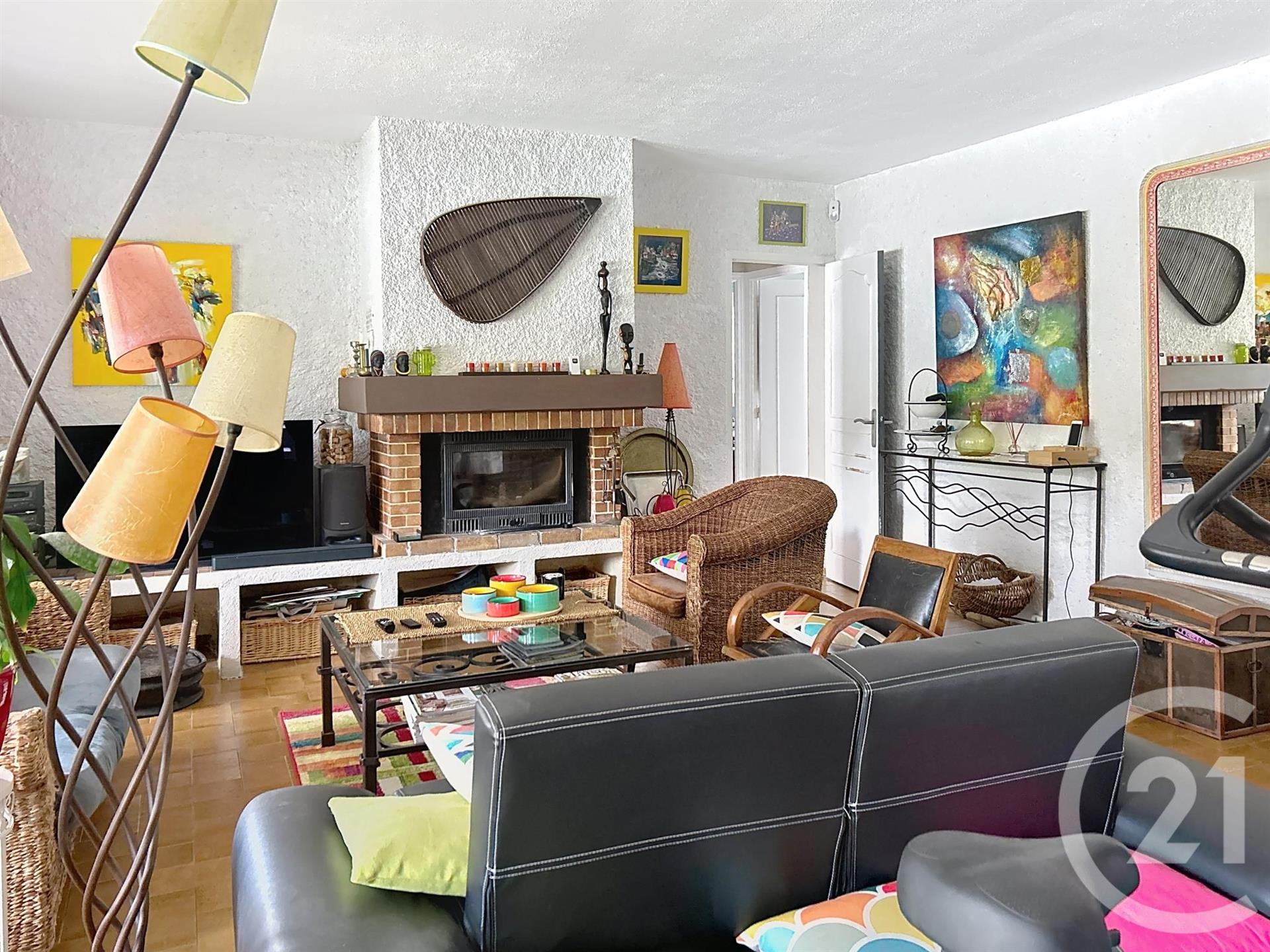 Purchase: House (66400)