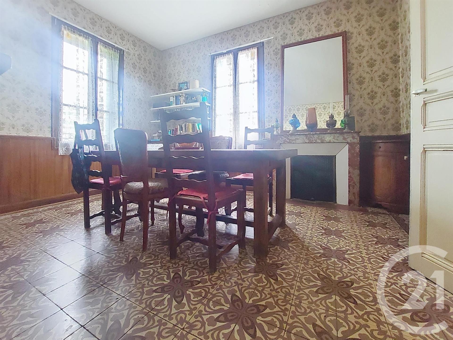 Compra: Vivenda (66110)