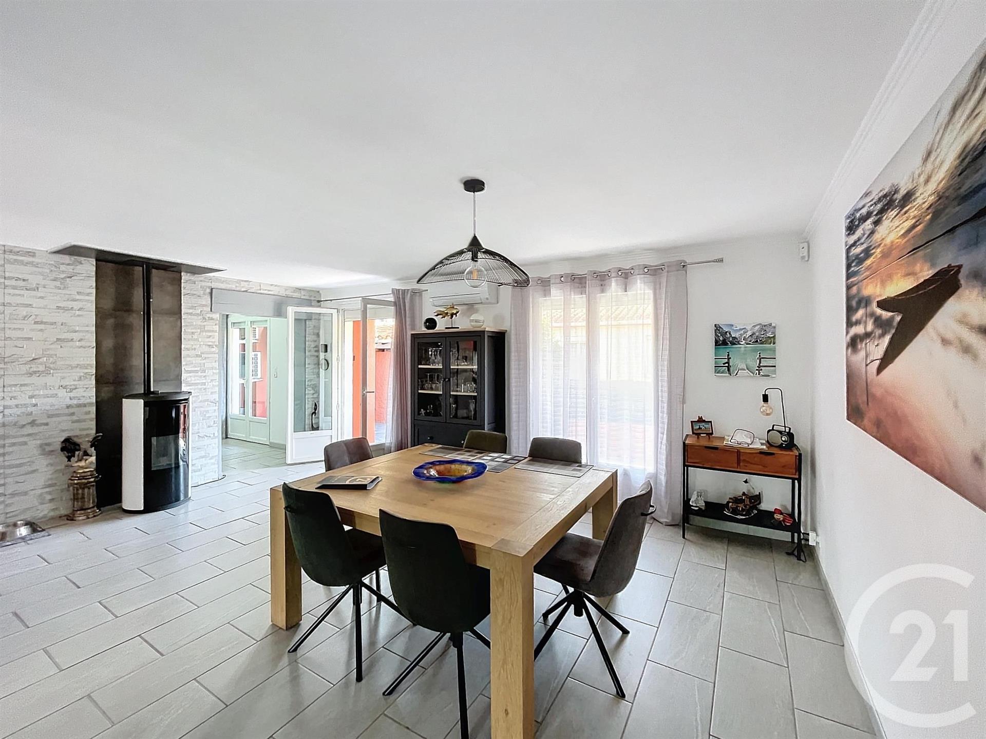 Purchase: House (66400)