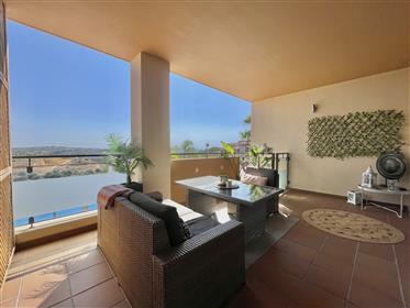 3 Bedroom Apartment with Pool and terrace  with great open views