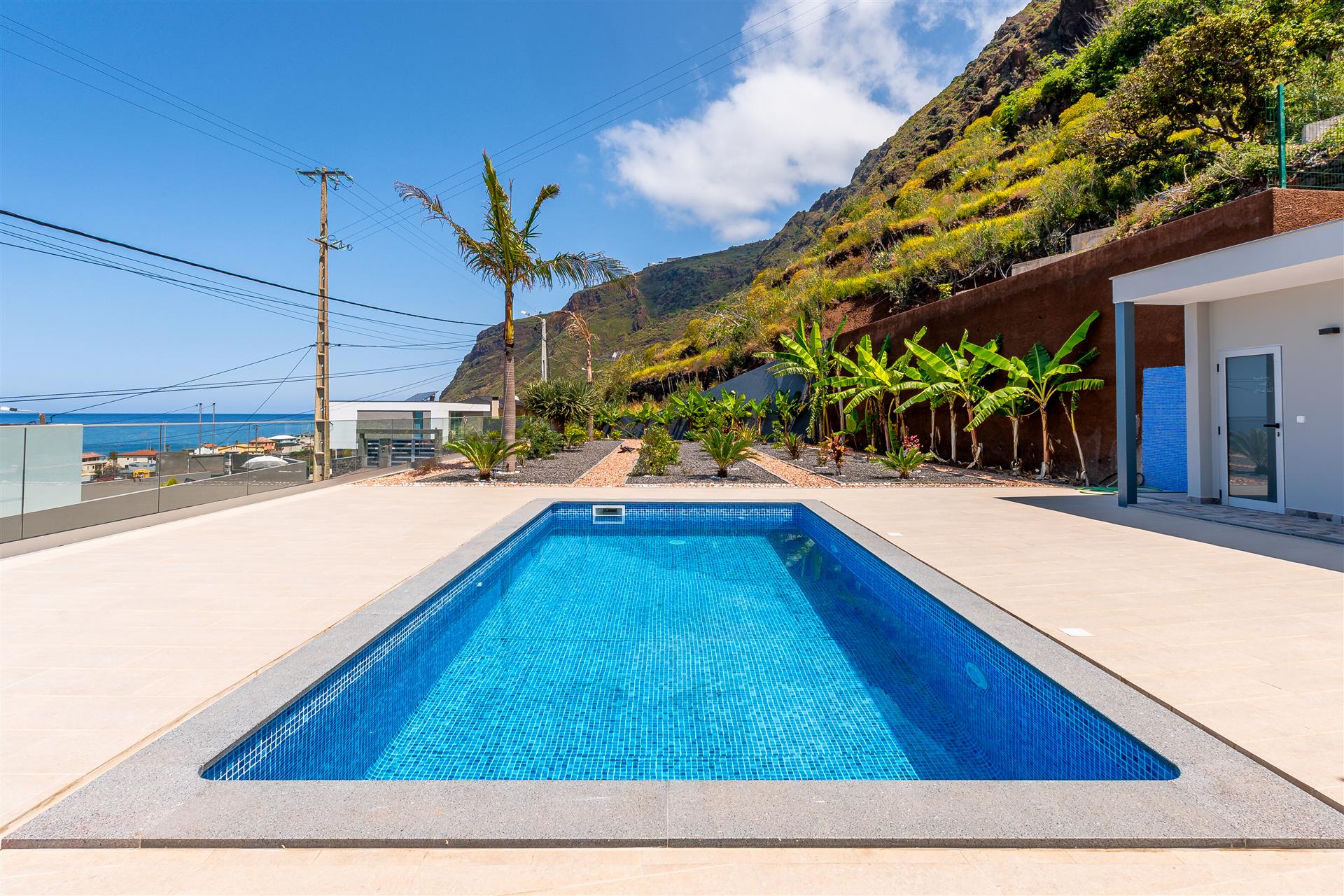 4-Bedroom House | Paul do Mar - Calheta