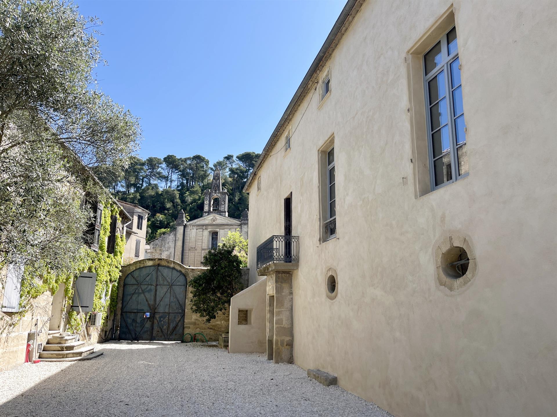 5-Room Apartment For Sale In Sommieres