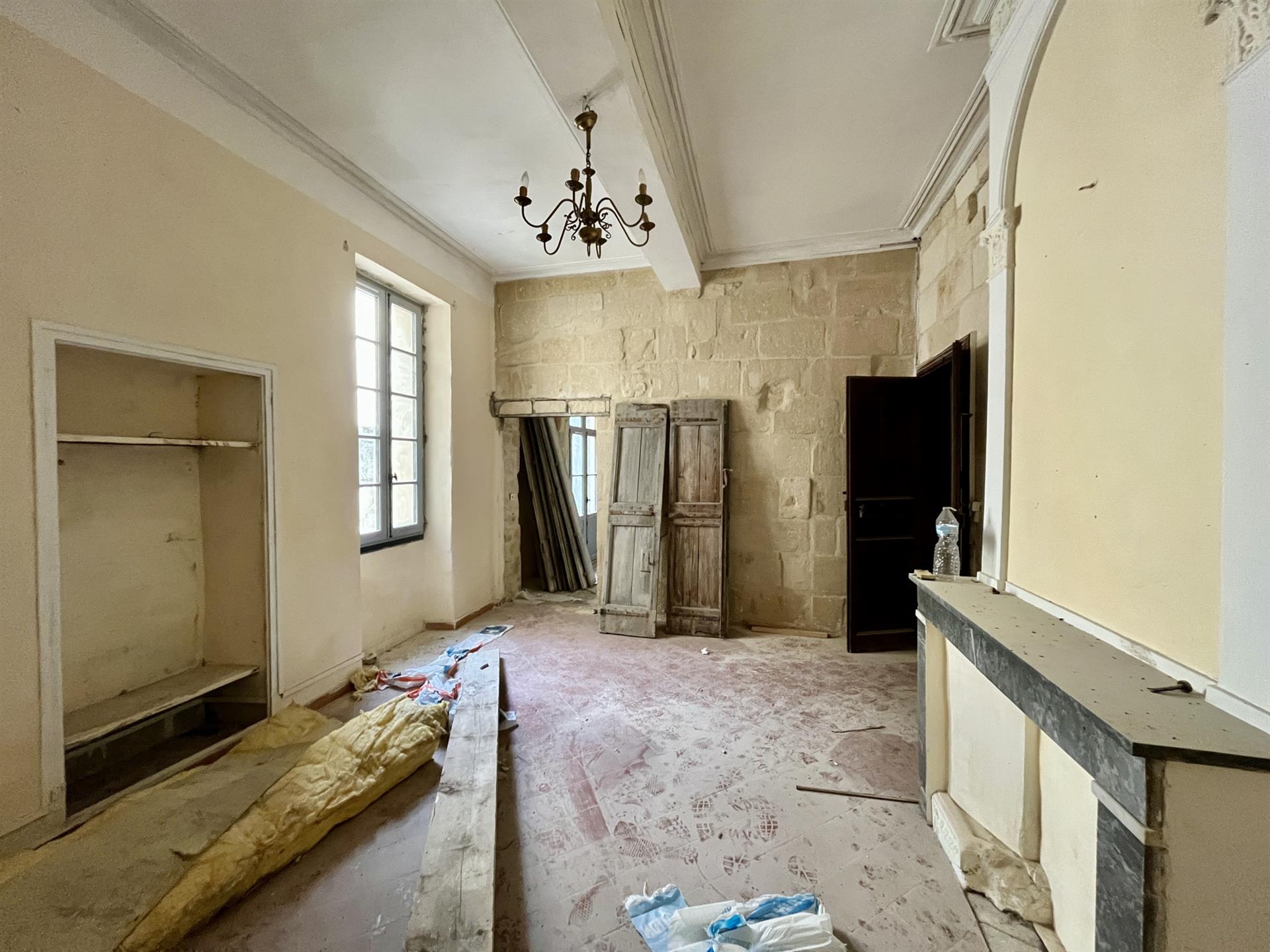 5-Room Apartment For Sale In Sommieres