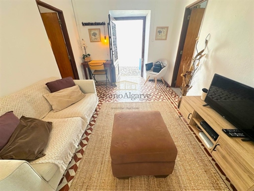 Villa típica del Algarve de 3 dormitorios en el centro de Salir